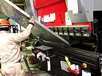 永伸産業 製造工程 曲げ加工